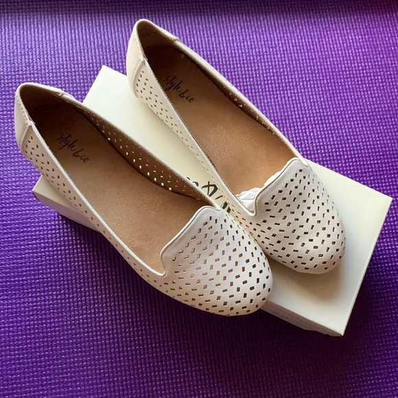 Style & Co - Alyson Slip on Flats - Picture 1 of 7